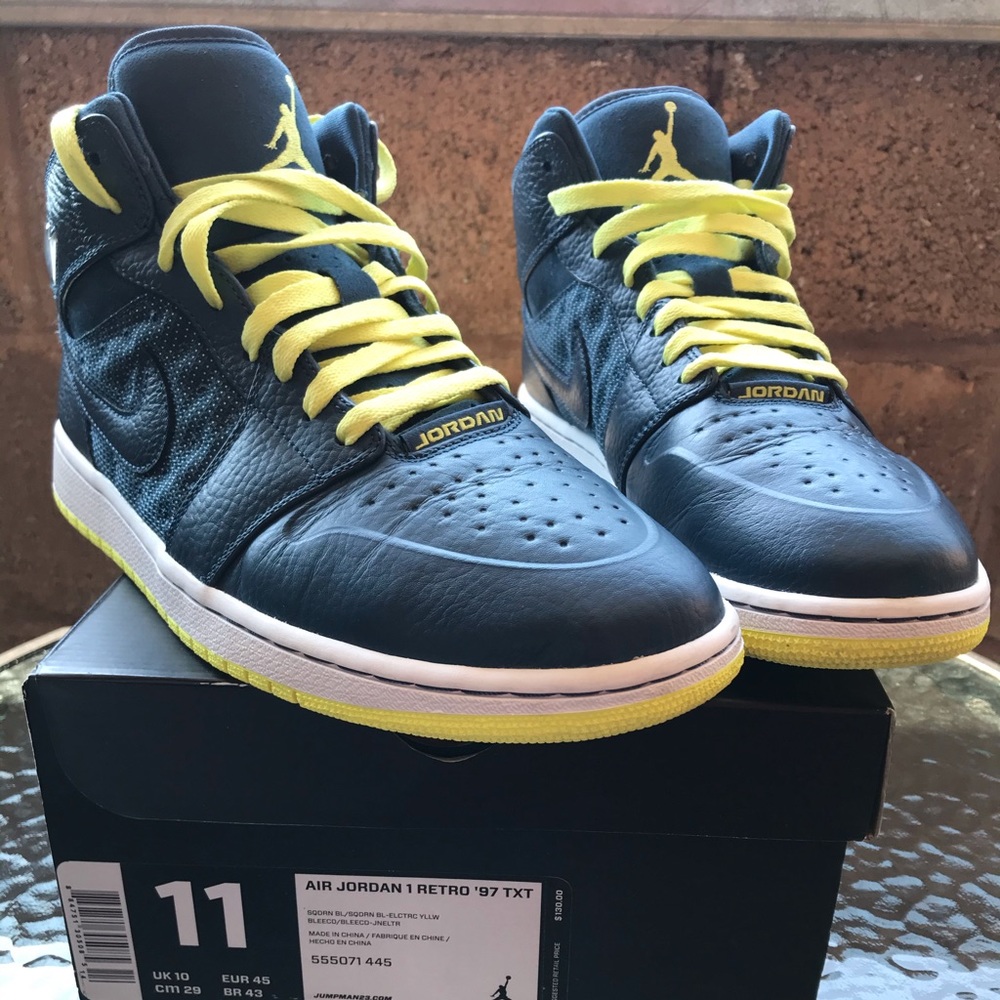 Air Jordan Retro 1